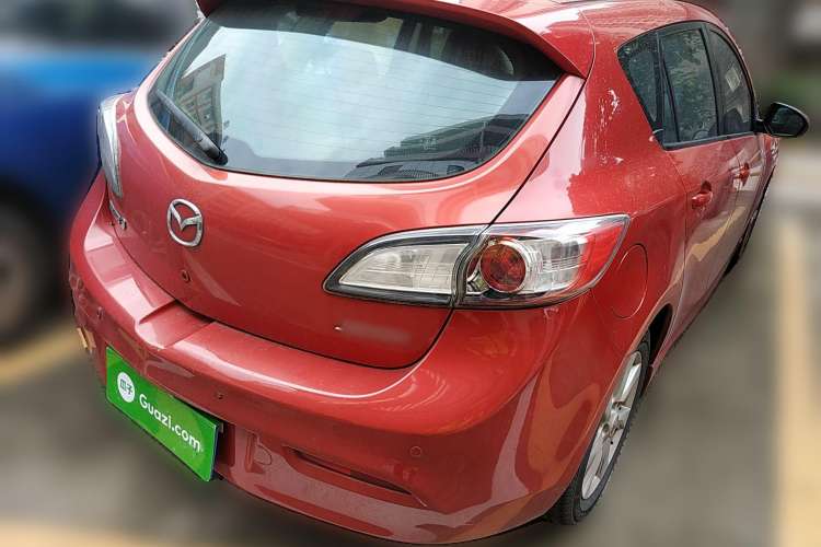 Used Mazda 3 2010 Hatchback 2.0 Automatic Luxury Model Rear Right 45 Deg