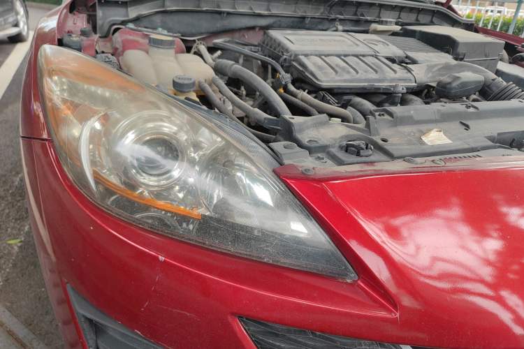 Used Mazda 3 2010 Hatchback 1.6 Automatic Luxury Model Right Front Headlight