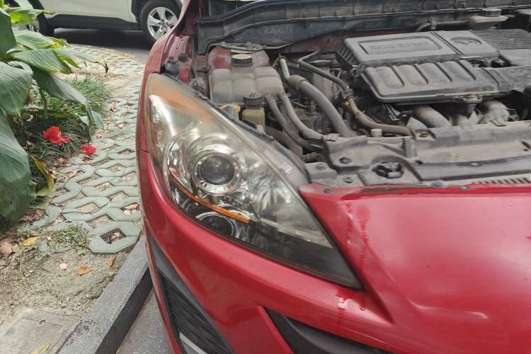 Used Mazda 3 2010 Hatchback 1.6 Automatic Luxury Model Right Front Headlight