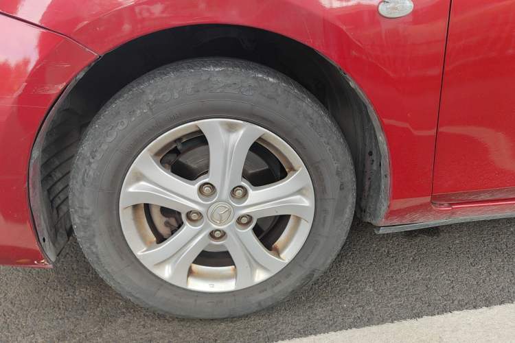 Used Mazda 3 2010 Hatchback 1.6 Automatic Luxury Model Right Front Wheel Hub