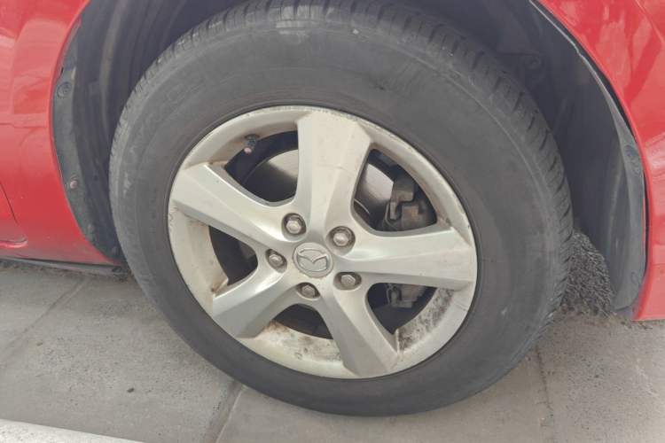 Used Mazda 3 2010 1.6L Automatic Classic Stylish Version Right Front Wheel Hub