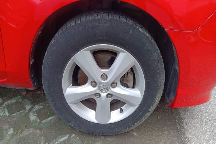 Used Mazda 3 2010 1.6L Automatic Classic Elite Edition Right Front Wheel Hub