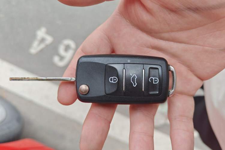 Used Mazda 3 2010 1.6L Automatic Classic Stylish Version Vehicle Key