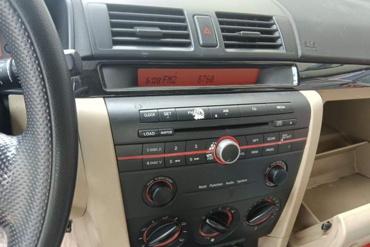 Used Mazda 3 2010 1.6L Manual Classic Stylish Version Audio And AC Panel