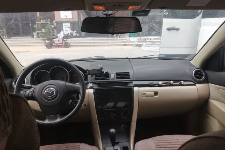 Used Mazda 3 2010 1.6L Automatic Classic Stylish Version Center Console