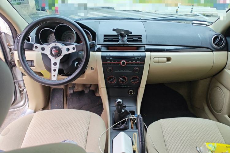 Used Mazda 3 2010 1.6L Manual Classic Stylish Version Center Console