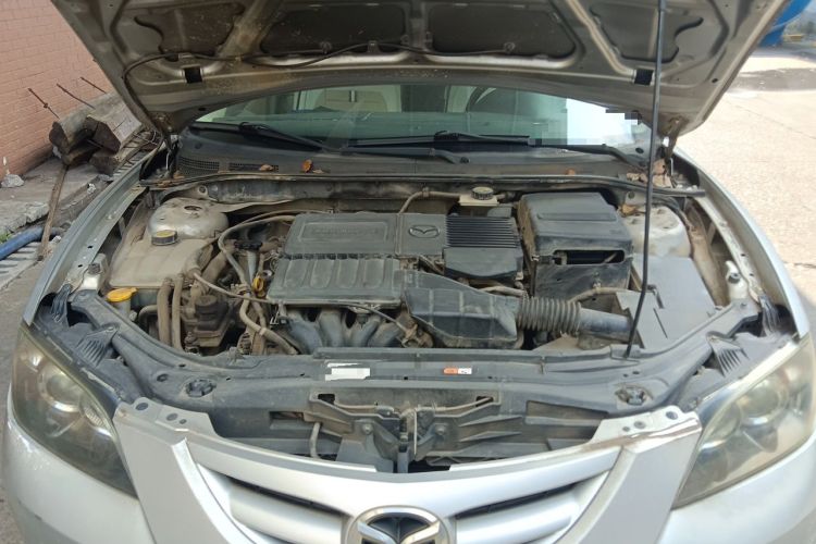 Used Mazda 3 2010 1.6L Manual Classic Stylish Version Engine Bay