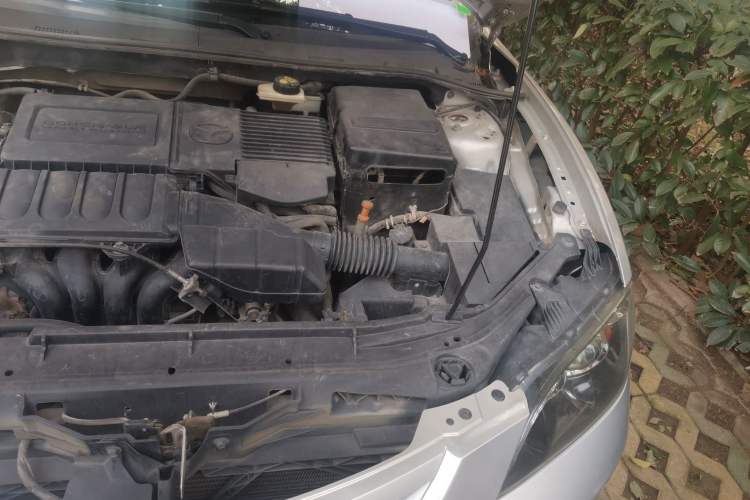 Used Mazda 3 2010 1.6L Automatic Classic Stylish Version Engine Bay Left