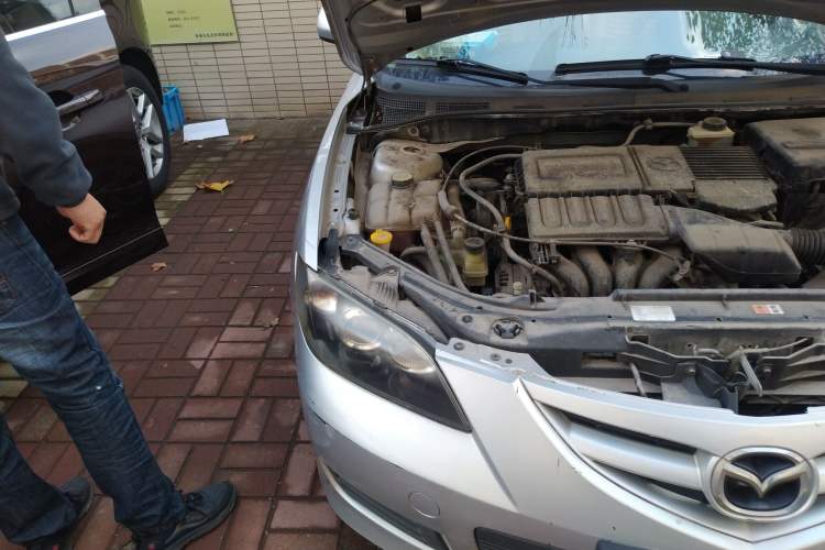 Used Mazda 3 2010 1.6L Manual Classic Stylish Version Engine Bay Right