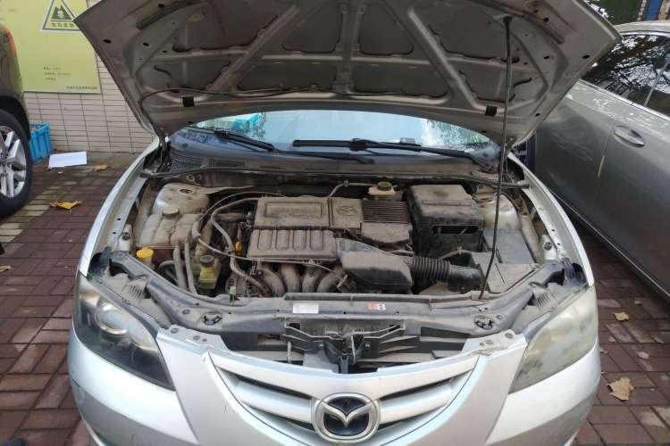 Used Mazda 3 2010 1.6L Manual Classic Stylish Version Engine Bay