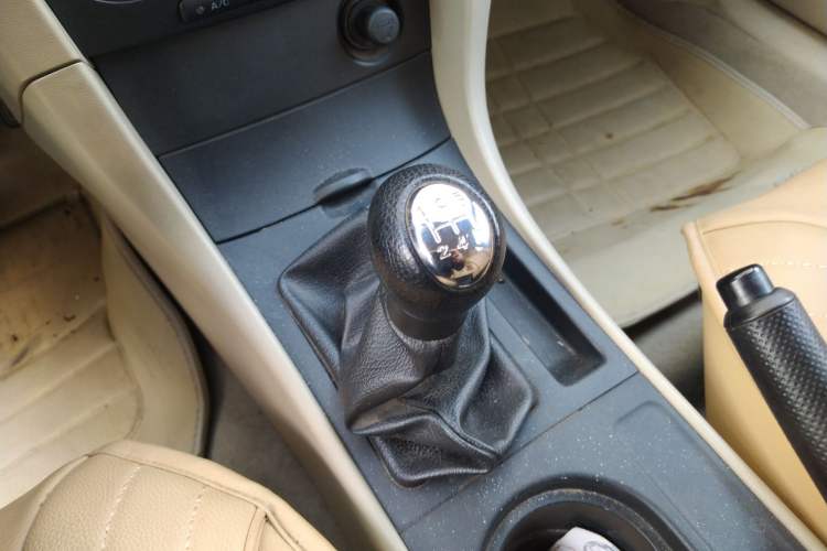 Used Mazda 3 2010 1.6L Manual Classic Stylish Version Gear Lever