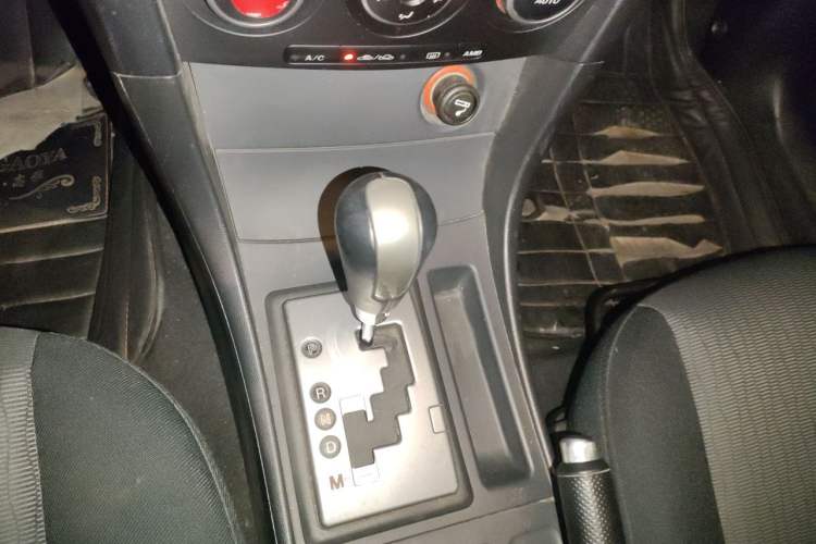 Used Mazda 3 2010 2.0L Automatic Classic Sports Edition Gear Lever