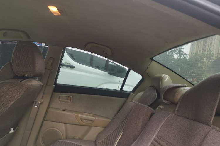 Used Mazda 3 2010 1.6L Automatic Classic Stylish Version Headliner
