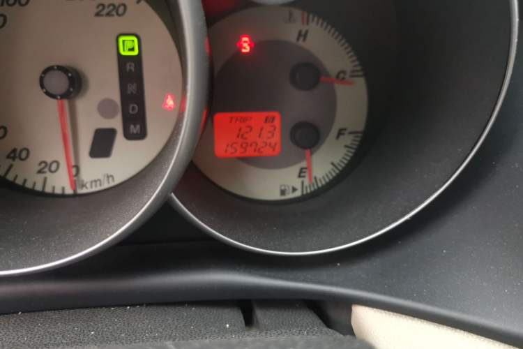 Used Mazda 3 2010 1.6L Automatic Classic Stylish Version Odometer Close Up
