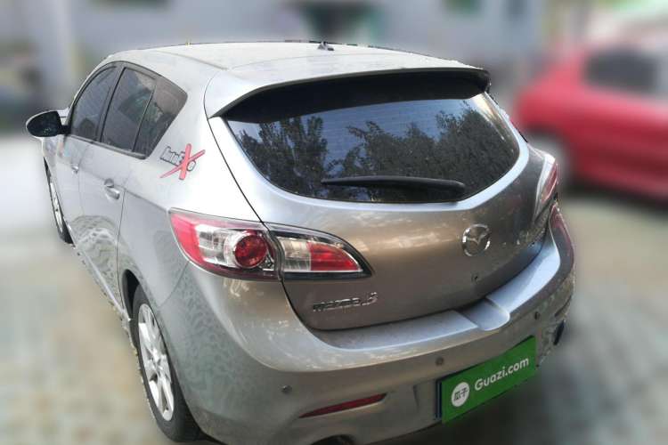 Used Mazda 3 2010 Hatchback 2.0 Manual Luxury Model Rear Left 45 Deg
