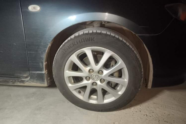 Used Mazda 3 2010 2.0L Automatic Classic Sports Edition Right Front Wheel Hub