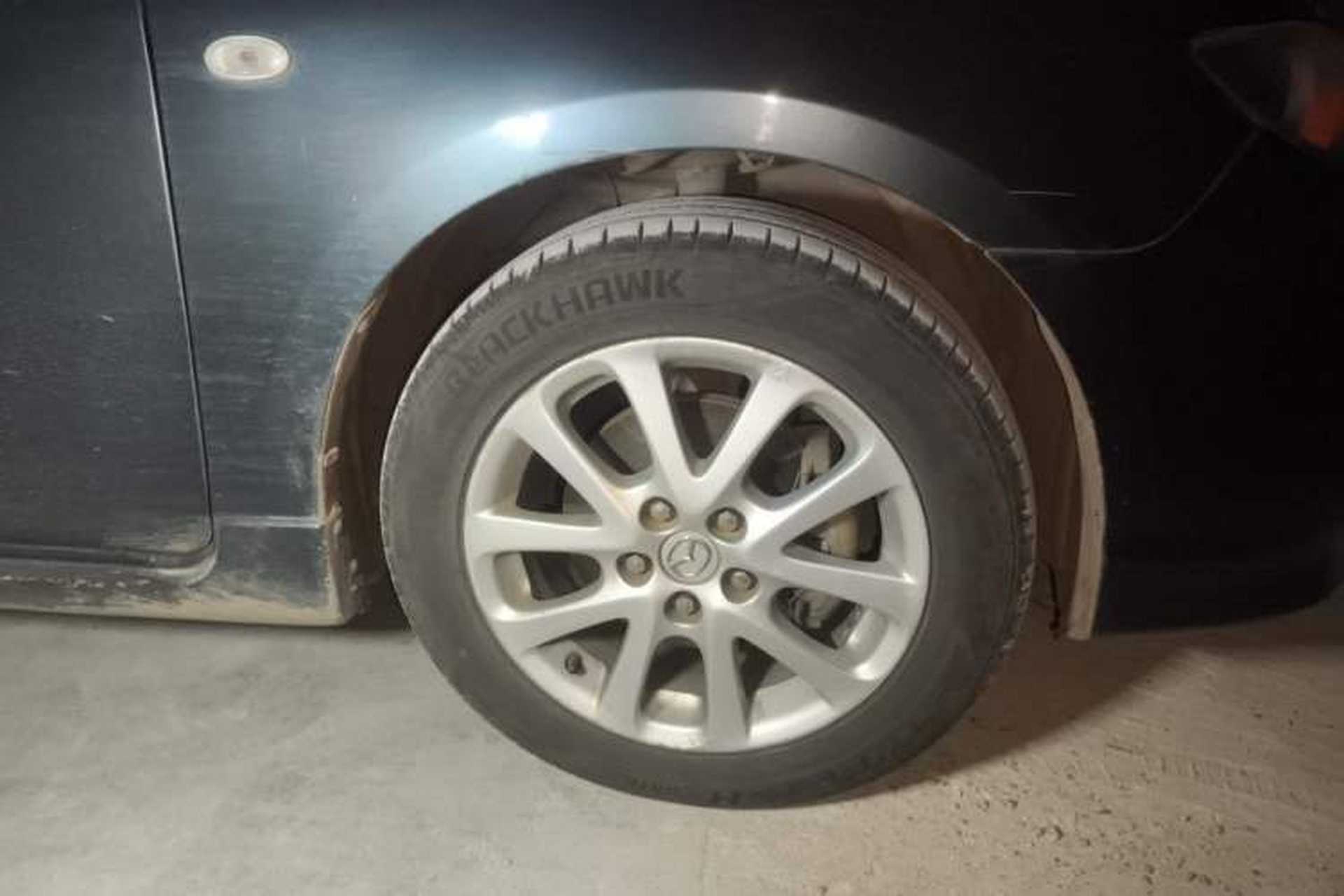 Used Mazda 3 2010 2.0L Automatic Classic Sports Edition Right Front Wheel Hub