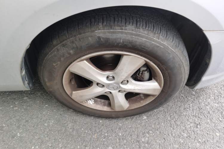 Used Mazda 3 2010 1.6L Manual Classic Stylish Version Right Front Wheel Hub