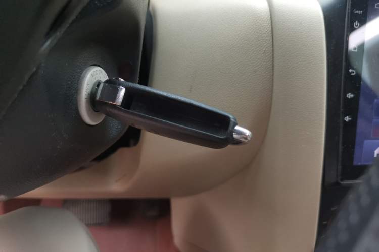 Used Mazda 3 2010 1.6L Automatic Classic Stylish Version Vehicle Key