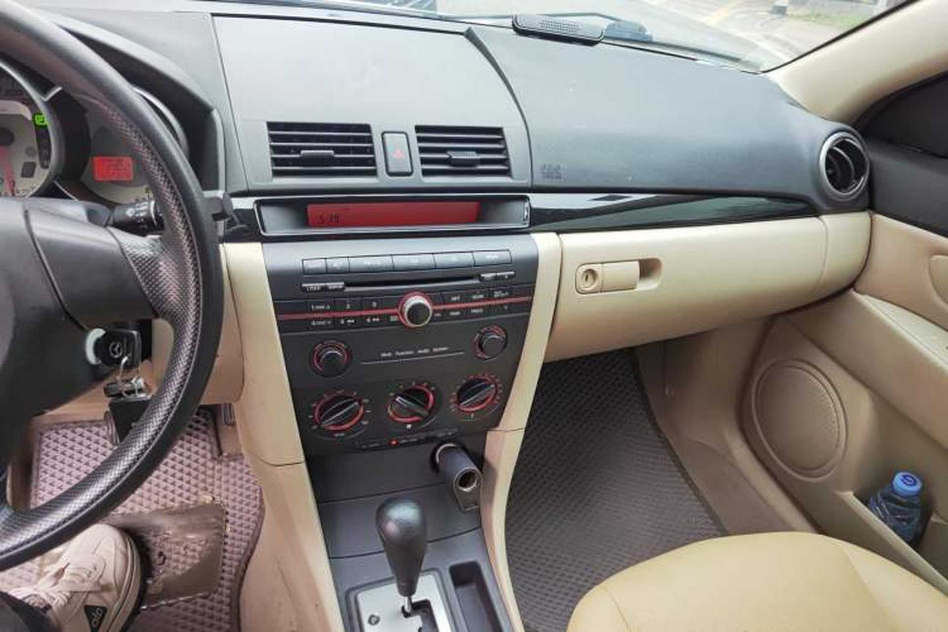 Used Mazda 3 2010 1.6L Automatic Classic Stylish Version Audio And AC Panel
