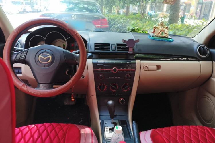 Used Mazda 3 2010 1.6L Automatic Classic Stylish Version Center Console