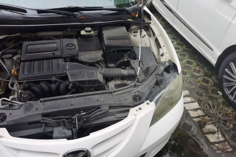 Used Mazda 3 2010 1.6L Manual Classic Stylish Version Engine Bay Left
