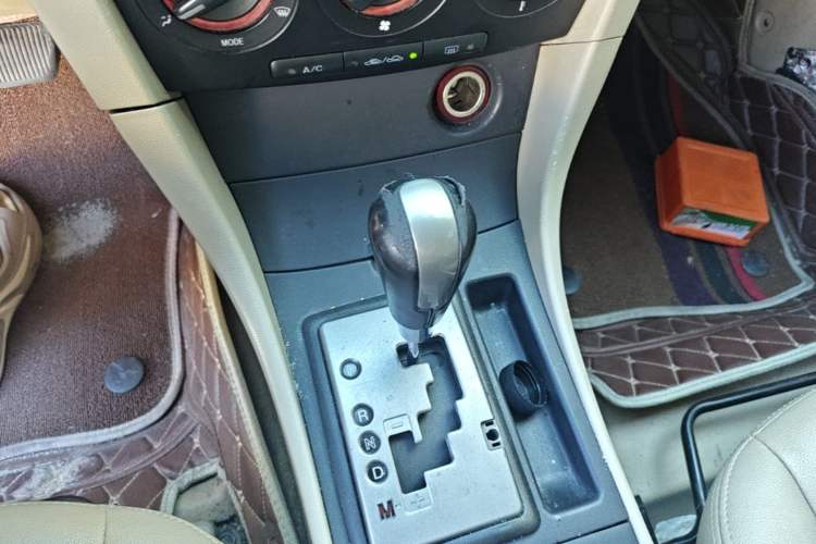 Used Mazda 3 2010 1.6L Automatic Classic Elite Edition Gear Lever