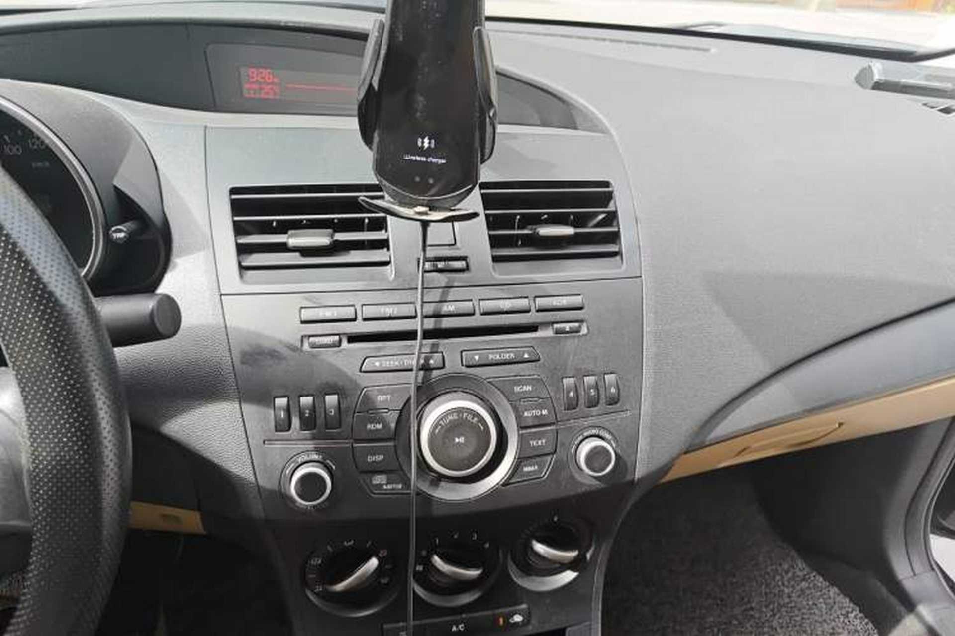 Used Mazda 3 2011 Sedan 1.6L Automatic Comfort Model Audio And AC Panel