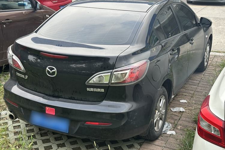 Used Mazda 3 2011 Sedan 1.6L Automatic Comfort Model Exterior 4