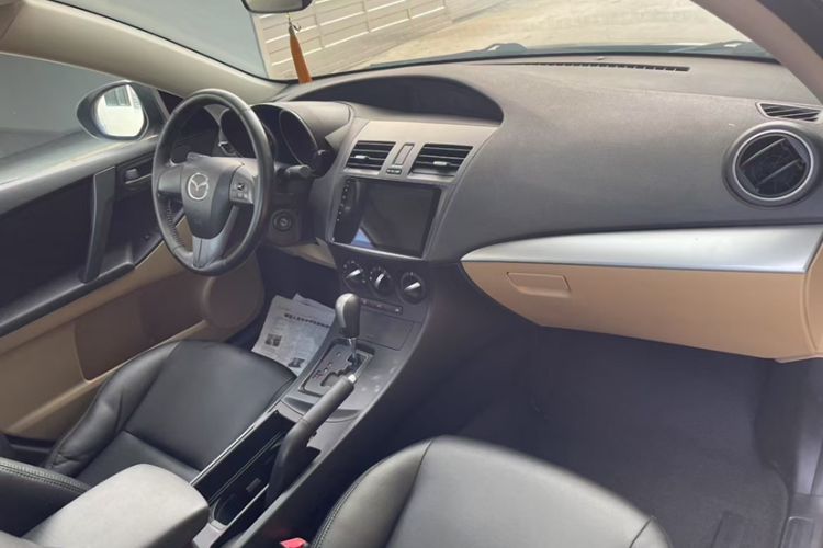 Used Mazda 3 2011 Sedan 1.6L Automatic Elite Model Interior 3