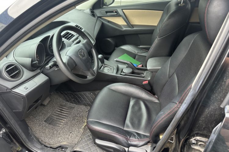 Used Mazda 3 2011 Sedan 1.6L Automatic Comfort Model Interior 6