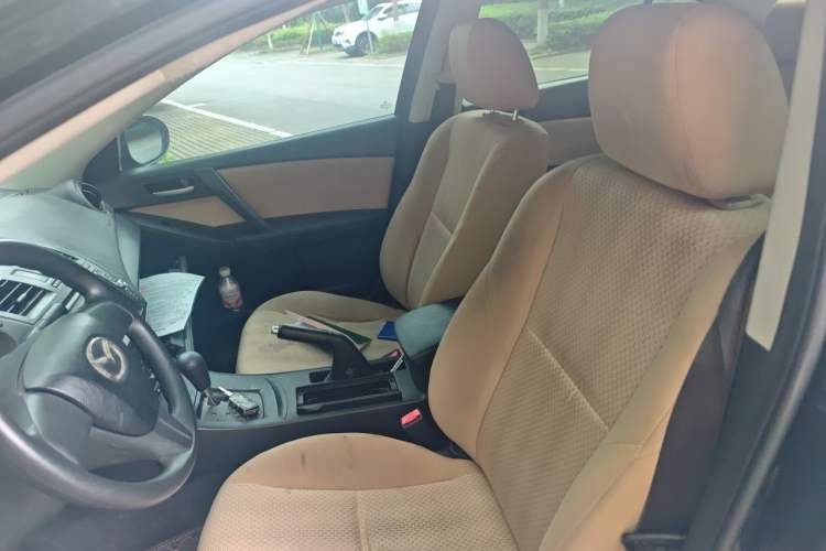 Used Mazda 3 2011 Sedan 1.6L Automatic Comfort Model Left Front Seat