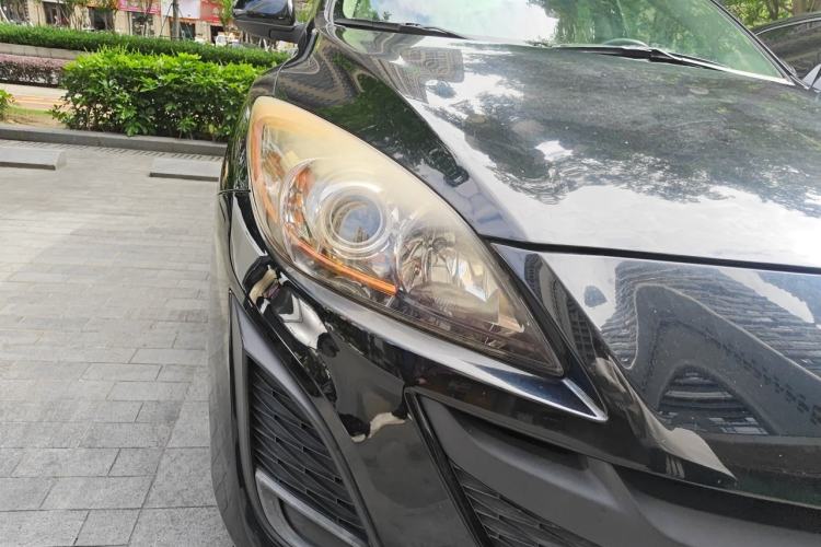 Used Mazda 3 2011 Sedan 1.6L Automatic Comfort Model Right Front Headlight