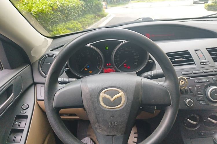 Used Mazda 3 2011 Sedan 1.6L Automatic Comfort Model Steering Wheel