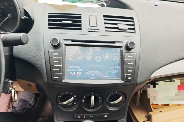 Used Mazda 3 2011 Sedan 1.6L Automatic Elite Model Audio And AC Panel