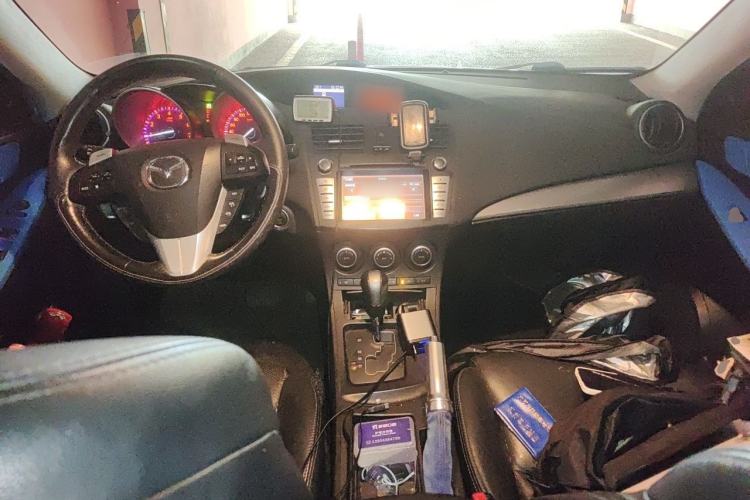 Used Mazda 3 2011 Sedan 2.0L Automatic Luxury Model Center Console