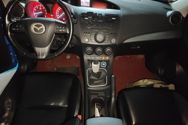 Used Mazda 3 2011 Sedan 2.0L Manual Sport Model Center Console