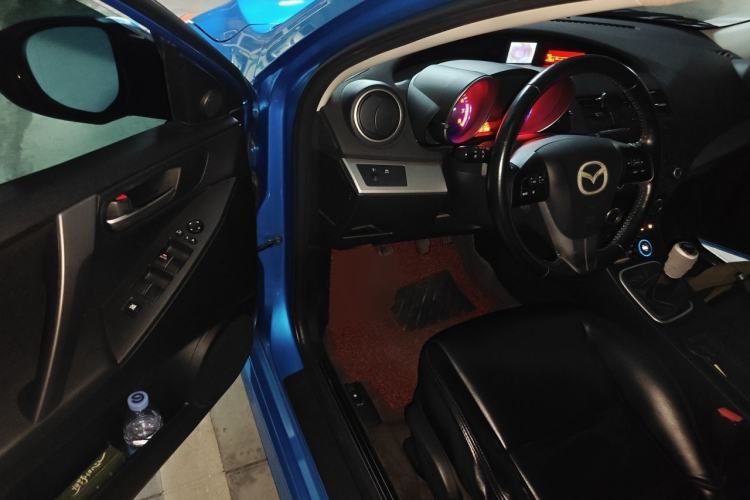 Used Mazda 3 2011 Sedan 2.0L Manual Sport Model Driver Seat