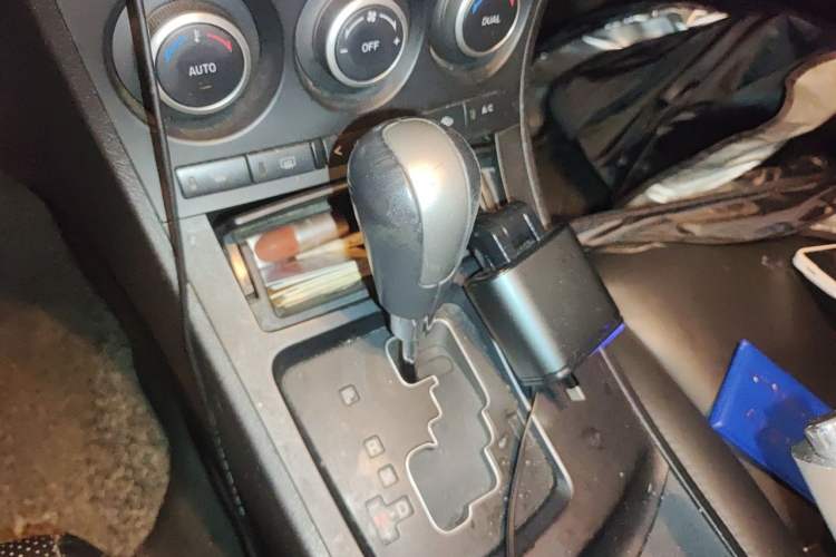 Used Mazda 3 2011 Sedan 2.0L Automatic Luxury Model Gear Lever