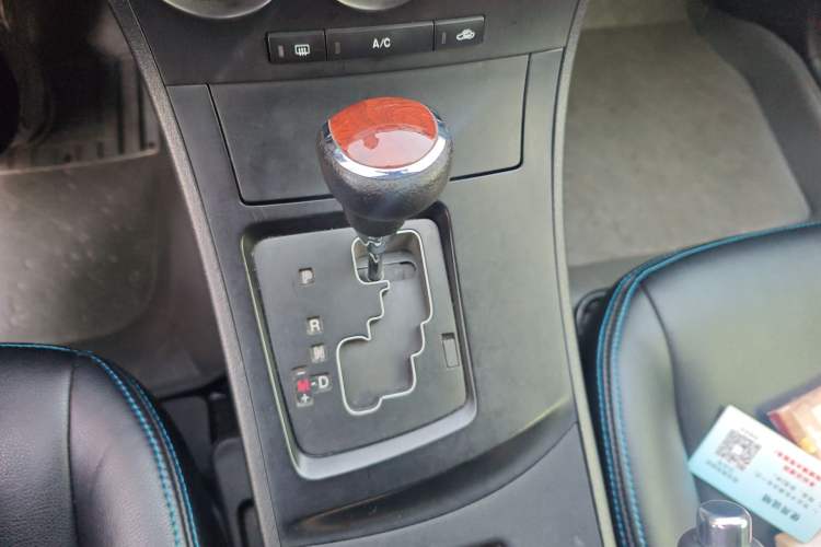 Used Mazda 3 2011 Sedan 1.6L Automatic Elite Model Gear Lever