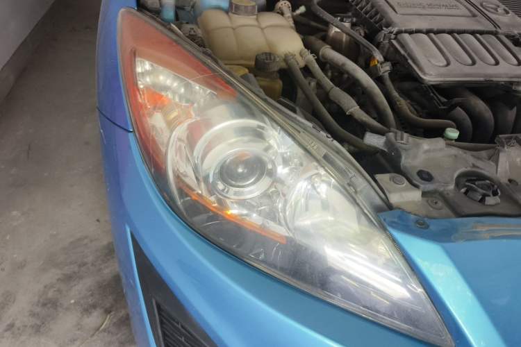 Used Mazda 3 2011 Sedan 1.6L Automatic Elite Model Right Front Headlight