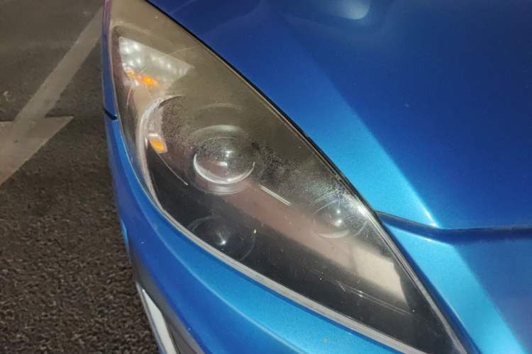 Used Mazda 3 2011 Sedan 2.0L Automatic Luxury Model Right Front Headlight