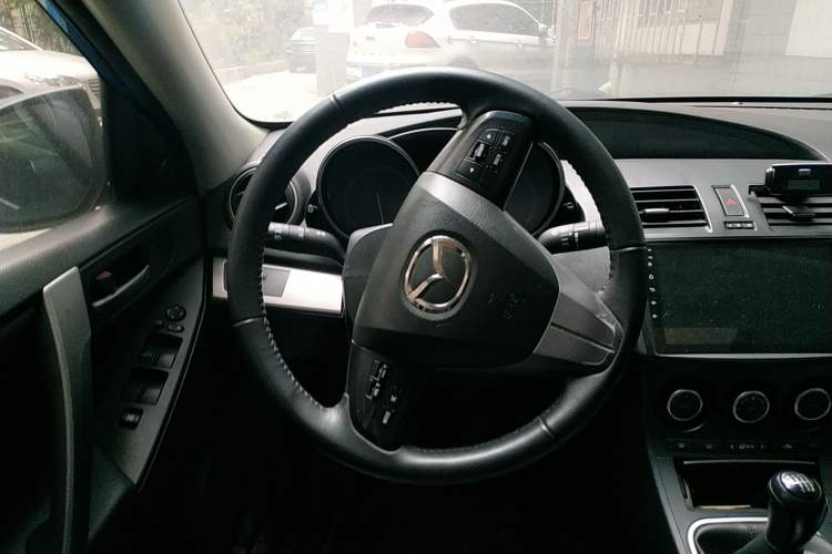 Used Mazda 3 2011 Sedan 2.0L Manual Sport Model Steering Wheel