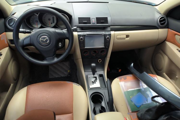 Used Mazda 3 2011 Sedan 1.6L Automatic Comfort Model Center Console