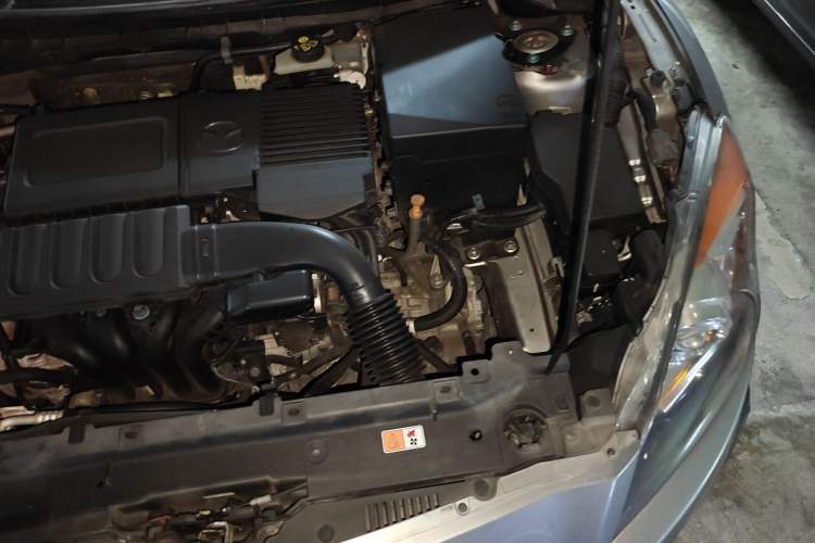 Used Mazda 3 2011 Sedan 1.6L Automatic Comfort Model Engine Bay Left