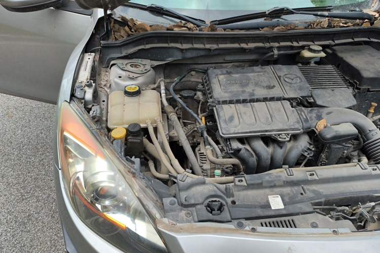 Used Mazda 3 2011 Sedan 1.6L Automatic Elite Model Engine Bay Right
