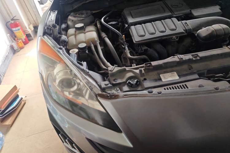 Used Mazda 3 2011 Sedan 1.6L Automatic Comfort Model Engine Bay Right