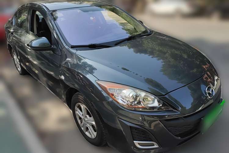 Used Mazda 3 2011 Sedan 1.6L Automatic Elite Model Front Right 45 Deg
