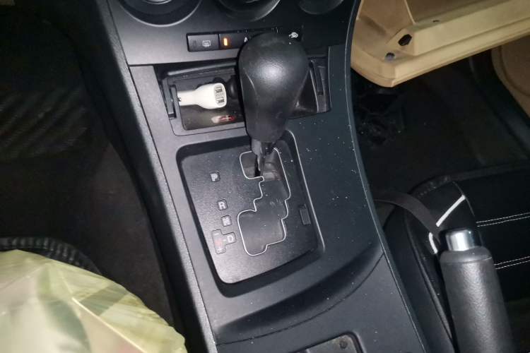 Used Mazda 3 2011 Sedan 1.6L Automatic Comfort Model Gear Lever