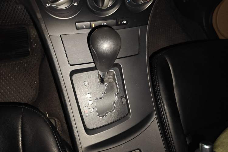Used Mazda 3 2011 Sedan 1.6L Automatic Comfort Model Gear Lever